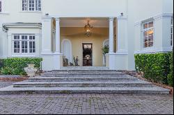 Exquisite North-Facing Villa in Prestigious Wynberg Upper