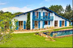 ARCANGUES, NEAR BIARRITZ - A RENOVATED 5-BED PROPERTY