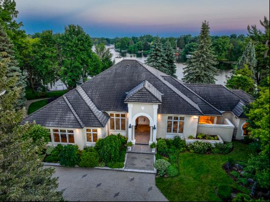 Waterfront Bungalow on 1-Acre with Boat Slip