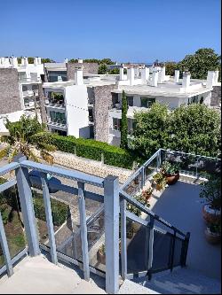 2 Bedroom Apartment, Cascais