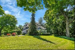 Rockcliffe Park Lake House