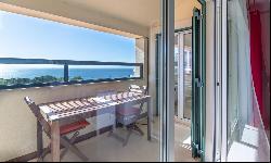 Sea view, 4 bedroom Penthouse in Gandarinha, Cascais