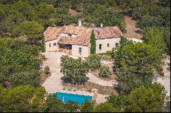 Magnificent Contemporary Provençal Architect Villa