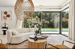 New contemporary villa in Mougins