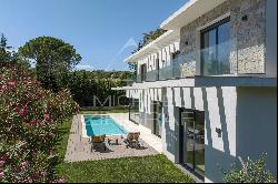 New contemporary villa in Mougins