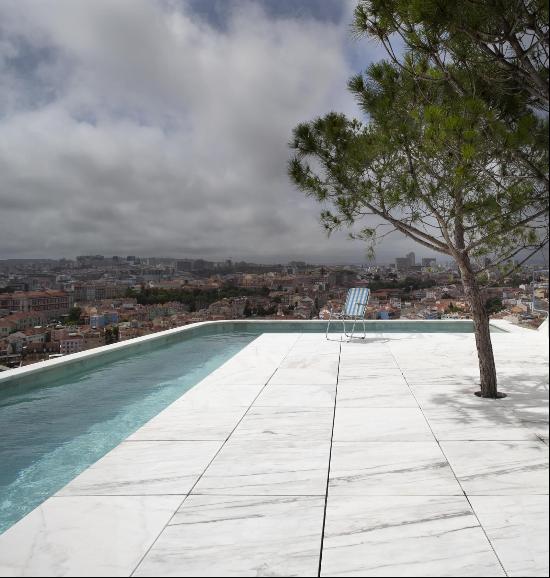 Villa with Rooftop Pool