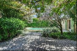 House with garden and swimming pool near thecity center