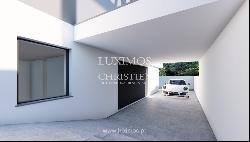 Contemporary Villa for sale in Mexilhoeira Grande, Portimo, Algarve