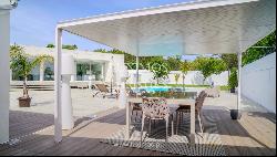 Villa with garden and pool, for sale, in Vila do Conde, Portugal