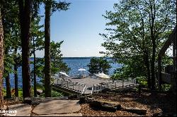 10 - 2045 Muskoka Rd 118 W