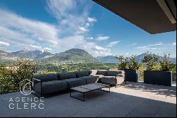 Argonay, superb contemporary property with stunning views of the mountains and lake