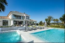 Superb villa front line golf of Los Naranjos golf course, Nueva Andalucia