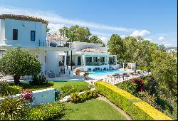 Exquisite Luxury Villa with Panoramic Views in El Herrojo Alto, La Quinta, Benahavis