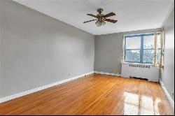 306 E Mosholu Parkway S 5E