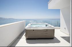 Sky villa with spectacular sea views in Almuñécar