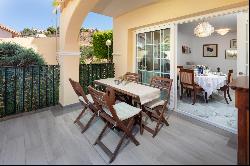 Charming semi-detached house in bajo Limonar, Malaga