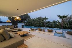 Sophisticated newly built villa in the exclusive area of Rocio de Naguelles, Marbella Gol