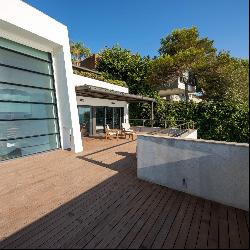 Stunning villa with private access to the sea in Almuñécar