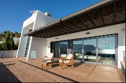 Stunning villa with private access to the sea in Almunecar