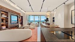 Luxurious frontline beach apartment on the new golden mile, Estepona