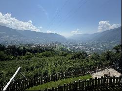 EXCLUSIVE ESTATE WITH UNIQUE VIEWS OVER MERAN