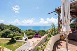 Villa Busiri Vici for sale in Punta Rossa with direct access to the sea