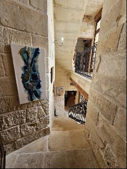 Naxxar House of Character