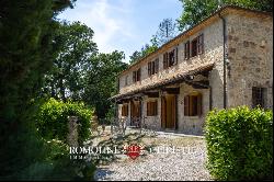 RIVERSIDE COUNTRY HOUSE FOR SALE IN VOLTERRA, TUSCANY