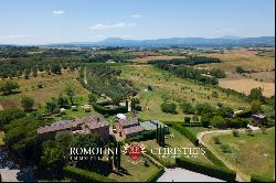 Lake Trasimeno - BOUTIQUE HOTEL WITH VINEYARDS AND SPA FOR SALE IN UMBRIA