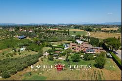 Lake Trasimeno - BOUTIQUE HOTEL WITH VINEYARDS AND SPA FOR SALE IN UMBRIA