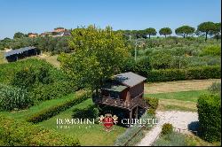 Lake Trasimeno - BOUTIQUE HOTEL WITH VINEYARDS AND SPA FOR SALE IN UMBRIA