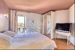 CAPBRETON – A 4-BED TRIPLEX PROPERTY WITH A GARDEN AND ENJOYING AN OCEAN VIEW