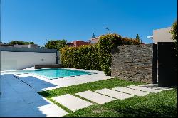 5 bedroom villa with private pool in Birre