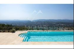 Sleek villa on the Riviera balconies