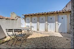 2-bedroom apartment with terraces in the center of Les Saintes Marie de la mer