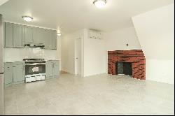 BEAUTIFUL FULLY RENOVATED 2 BEDRROM APARTMENT IN FOREST HILLS