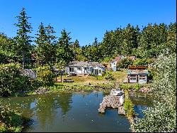 7160 NE Eagle Harbor Dr., Bainbridge Island, WA 98110