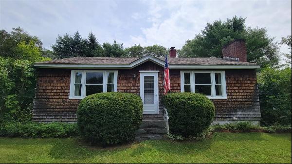 8 Lilac Avenue, Lebanon NH 03766