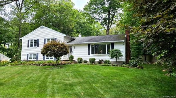 35 Doran Drive, Hopewell Junction NY 12533