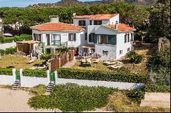 Beachfront villa in Santa Margherita di Pula