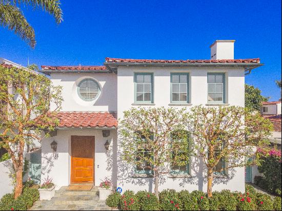 126 Via Koron, Newport Beach, CA 92663