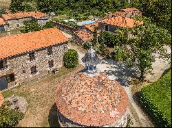 Property with  château and outbuildings