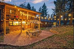 Escape to the Comforts of a Mountain Log Home!