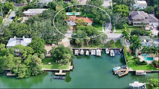 1549 GULFVIEW DRIVE, Sarasota, FL, 34236, USA