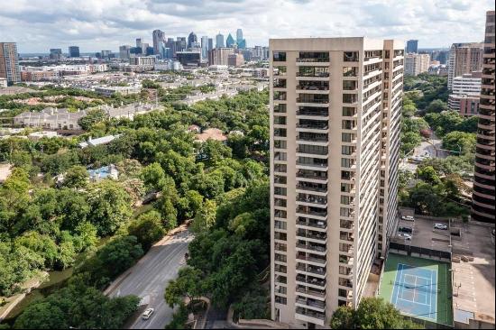 3831 Turtle Creek Boulevard #8A, Dallas, TX, 75219, USA