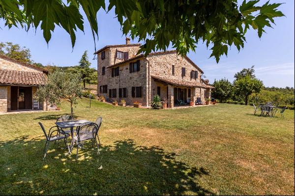 Private Villa for sale in Todi (Italy)