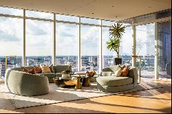 Contemporary Luxury High Rise in the Dallas Arts District 