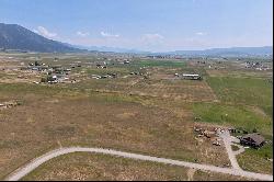 10 Acres of Prime Land in Etna