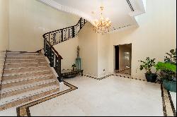 Luxury villa in Emirates Hills