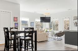 Discover Modern Sophistication in this Stunning Split-level Condo 